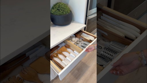 Satisfying kitchen organization!! 😌