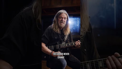 Pepper Keenan plays “Clean My Wounds” by Corrosion of Conformity