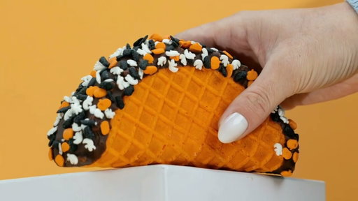 These Fan-Faves Are Baaack, But Not for Long! Get Boo Batter Ice Cream Before It Ghosts Us!👻