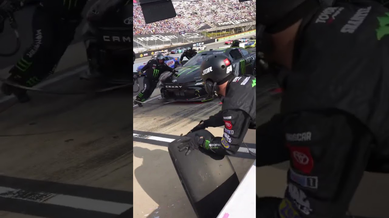 Lights out pit stop by the 54 team 😮‍💨