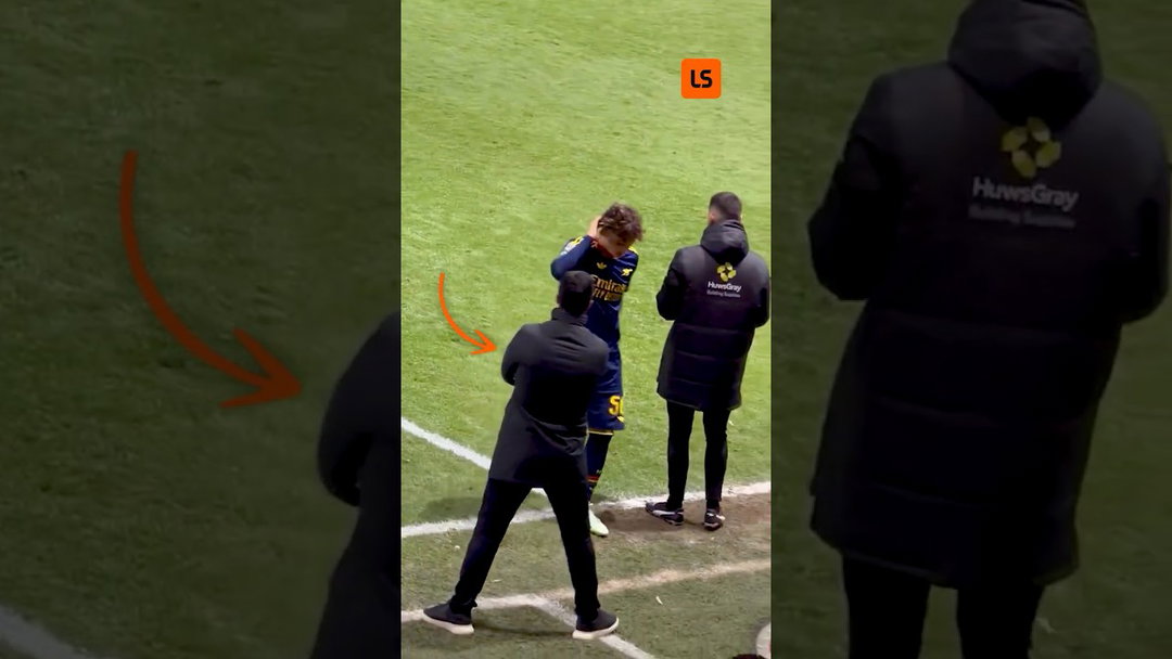 Arteta Has Words With Dowman After His Red Card 😳