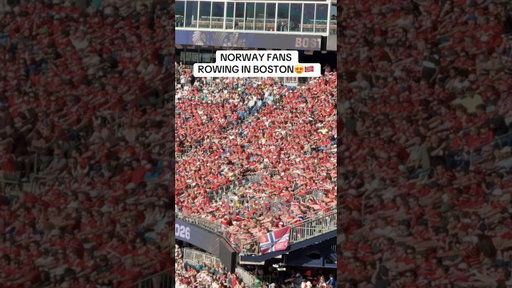 The row chant is GOING in Boston Stadium😍😍😍