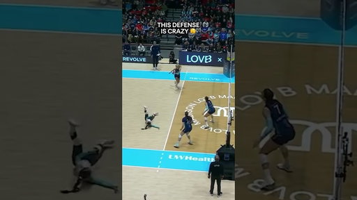 HOW DID THEY DO THAT?!  #lovb #volleyball #volleyballworld