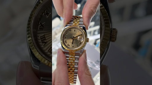 Live Rolex negotiation for a rare Datejust 116233 with a sunbeam dial. Would you keep it or flip it?