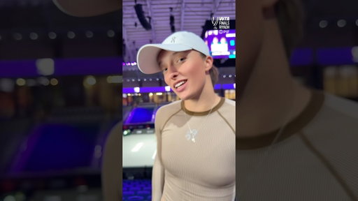Nothing Wicked to see here 💚🩷#WTA #WTAFinalsRiyadh #IgaSwiatek