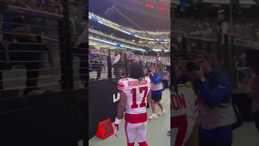 Wan'Dale gave his 1,000 yard ball to his mom 💙 #shorts #nfl #giants #nygiants #newyorkgiants