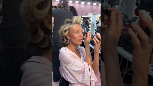 angels getting their wings 🪽 livestream the Victoria's Secret Fashion Show tonight at 7 PM ET💞