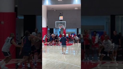 Kawhi finds Harden for👌