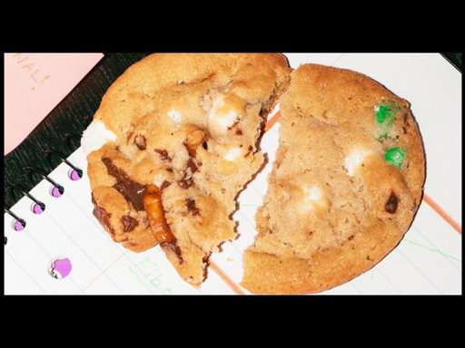 It's Giving...The Perfect Holiday Cookie