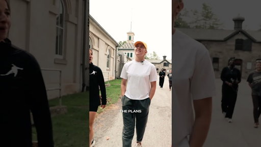 Kayla Vespa and Brianne Jenner Visit Dundurn Castle