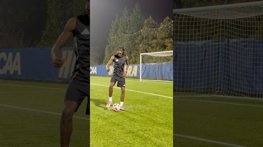 HAVE YOU SEEN THIS SKILL BEFORE😮‍💨✅#football #soccer #shorts