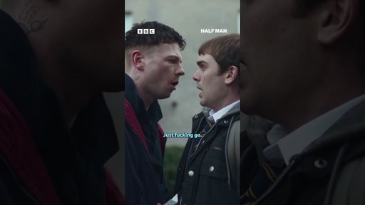 When bullies heckle the wrong guy 😬 - BBC