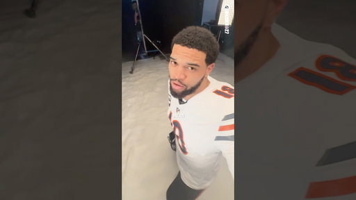 Caleb Williams Shows How The #Madden27 Deluxe Cover Was Created
