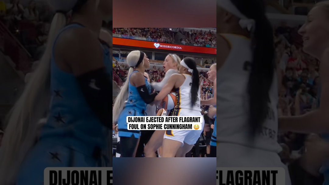 DiJonai’s foul on Sophie was upgraded to a Flagrant 2 👀