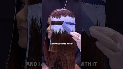 The Halo Effect: Light Lines Hair Color Technique