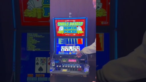 $400K on video poker is crazyyy 🤯