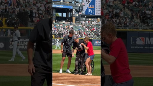 a warm hero's welcome for Sgt. Steve Silosky 🤍 #veteran #America250 #baseball