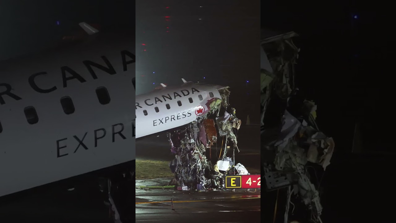 Air Canada Plane Hits Vehicle at New York's LaGuardia Airport