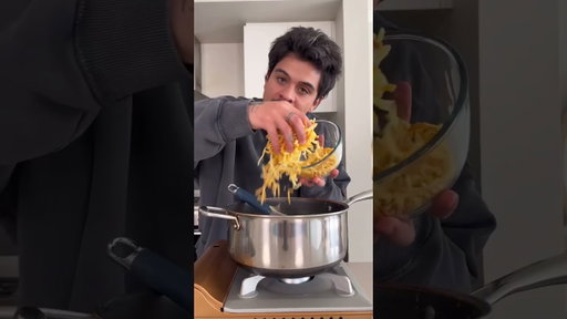 Snoop Dogg’s Mac and Cheese