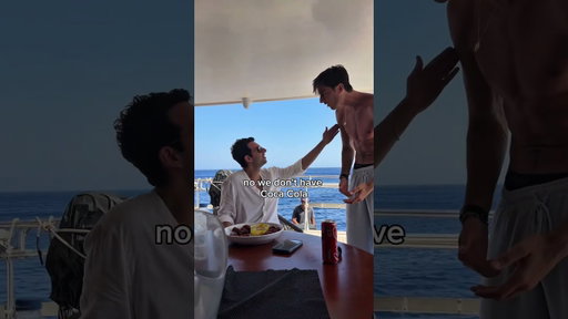 Greek man tells off American for asking for ketchup