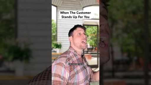 When The Customer Stands Up For You #customerservice #server #restaurant #shorts