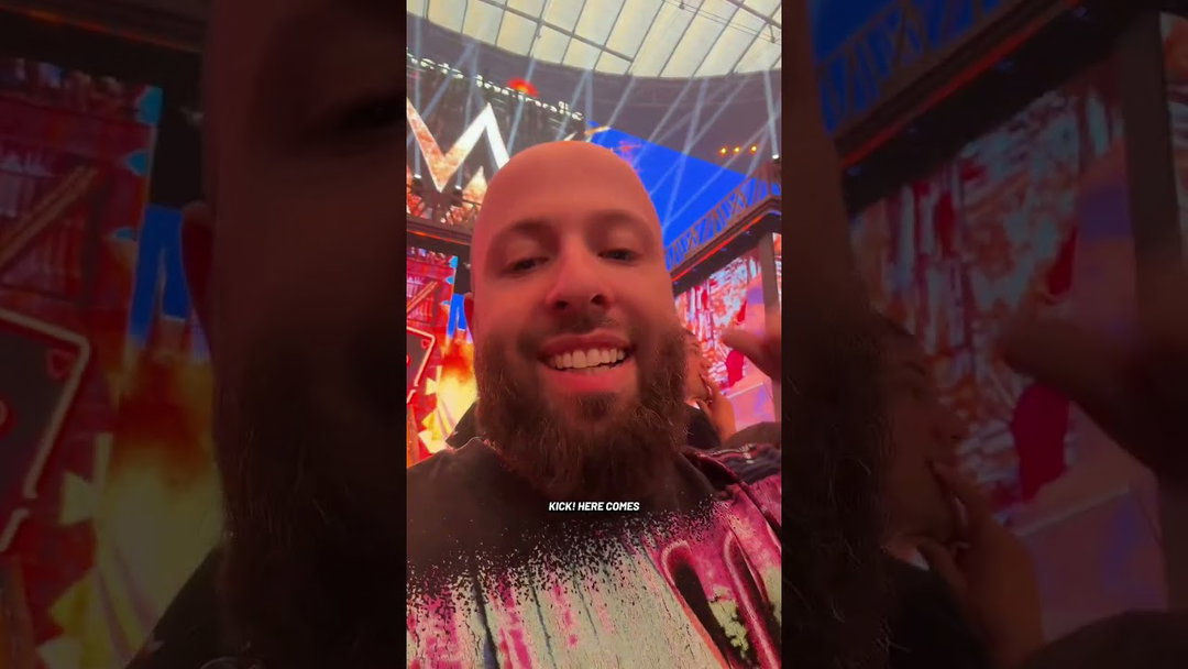 In person reaction to Randy Orton punt kicking Cody Rhodes