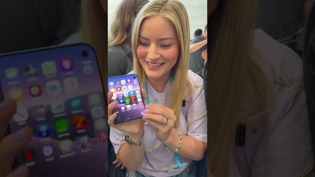 First look at iPhone Duo