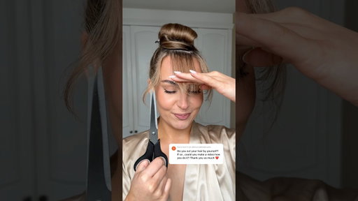 Please don’t cut your hair with kitchen scissors ✂️ my 3 weekly fringe trim #hairstyling