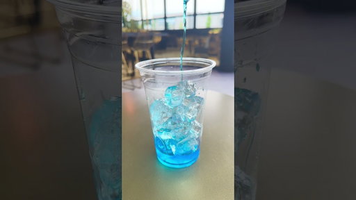 Have you tried this Au Vodka Blue Ras + Fanta Tutti Frutti combo??🤯🤝 It tastes INSANE..🔥  #icecup