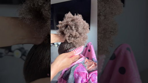 10 minute curl refresh before school! #naturalhair #haircare