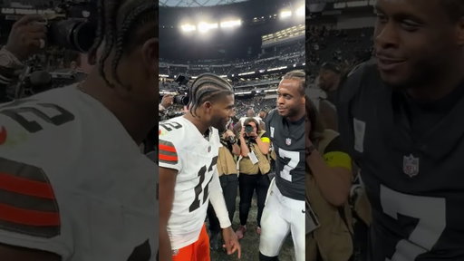 Shedeur Sanders and Geno Smith 🤝