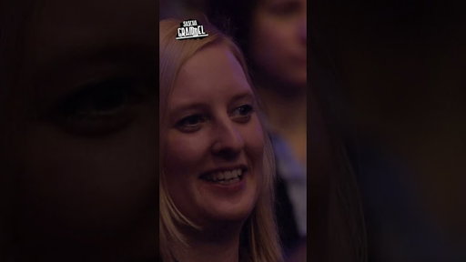Spielt ihr auch noch mit Puppen? 😬