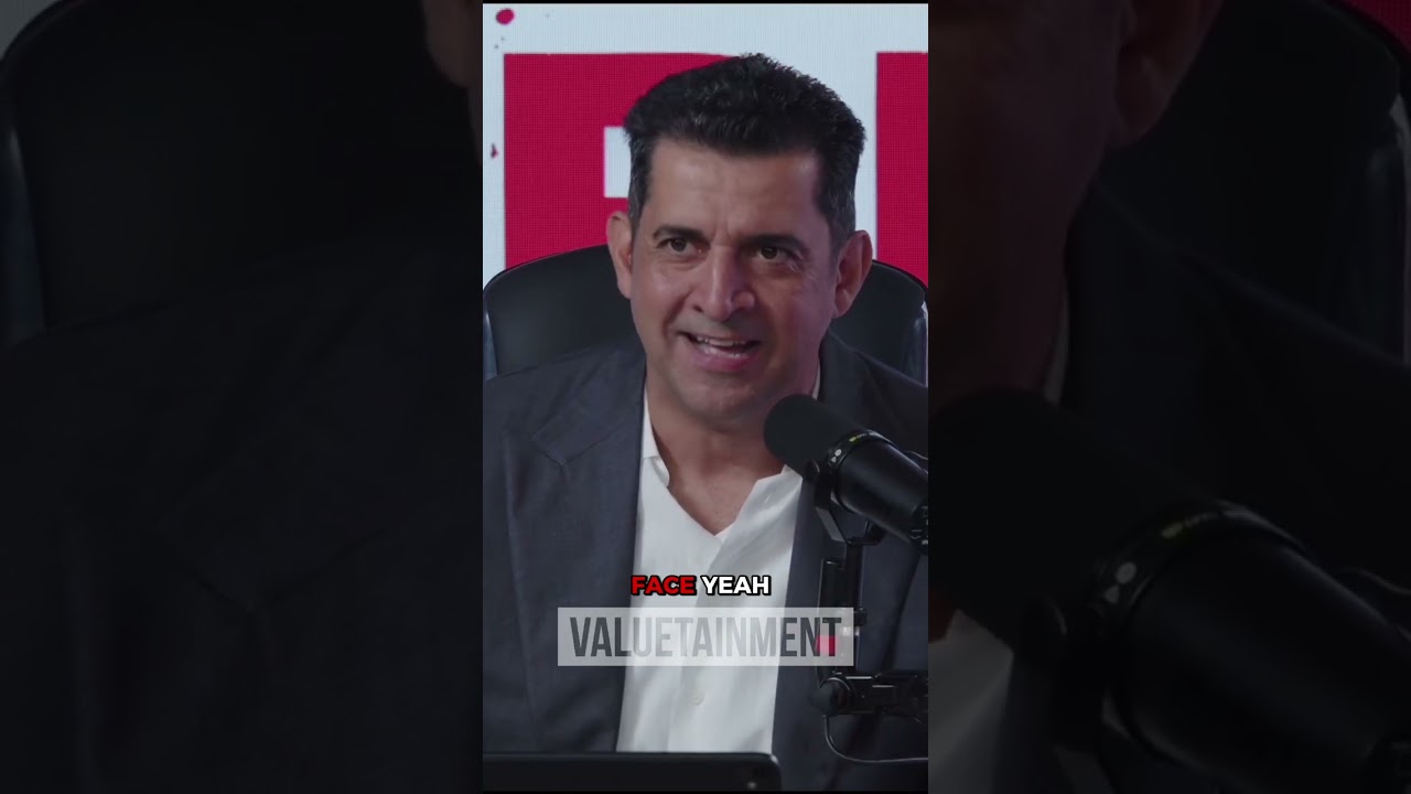 Peter Macinka Challenges Woke Politics & Gender Ideology Straight To Hillary