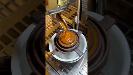 Schmelzende schoko-wirbel 🍥🍫#schokolade