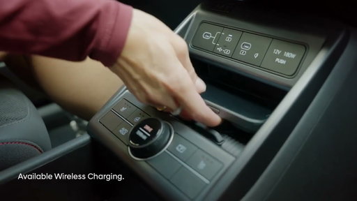 With Digital Key and wireless charging, the KONA makes everyday tech simple.