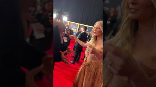 C M YAY’s ✨ you never know who you’ll bump into on the red carpet