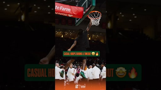 Ball boy casually drops some FIRE dunks🔥😮‍💨