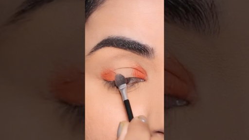 Mastering Spotlight Eyes: Easy Makeup Tutorial!