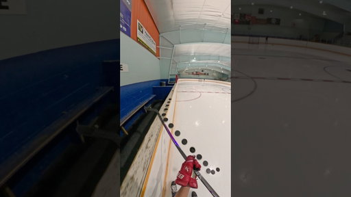 Last puck didn’t wanna go in 😮‍💨🏒