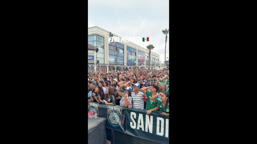 SAN DIEGO GOES CRAZY AS MEXICO SCORES 🇲🇽