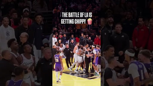 LUKA GOING AT IT WITH THE KRIS DUNN 🍿