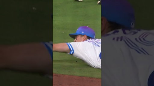 Flippin' unreal. 🤯  #baseball #royals #highlights #mlb