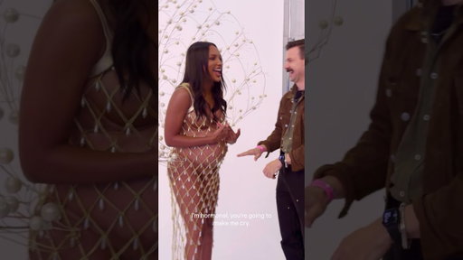 Sometimes what happens off the runway is one of the best parts of the show. @jastookes
