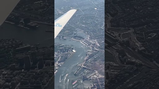 It's game time! Can you guess where we're flying? 🤔🔎 Hint: this city has more bikes than people! 🚲