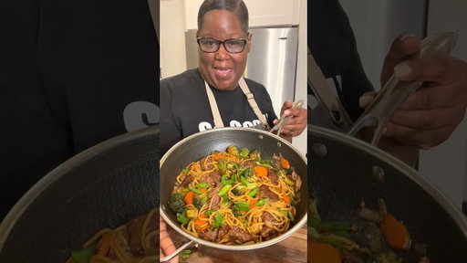 Beef & Broccoli 🥦 Lomein