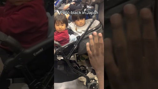 Japanese kids see first black man 😭(📸:@kingfrohan)