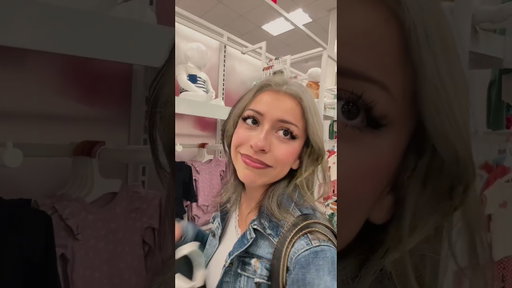 Come to target with meeeehhh #amycarreon #ayymay #sydneysweeney #comedy #skit #pov #target #funny