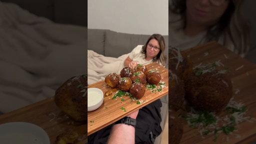 Chill steak night at home with Bacon Mac n Cheese Balls #blackstone #outdoorcooking
