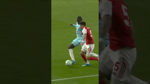 Full moon at the Emirates 😅