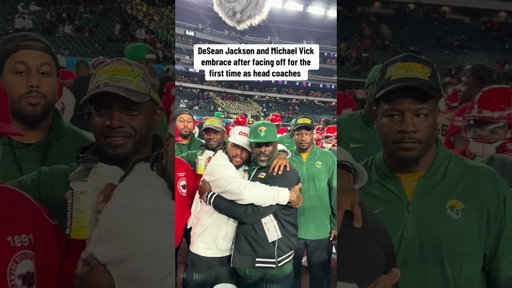 Desean Jackson  and Mike Vick embraced after facing off for the first time is head coaches #eagles